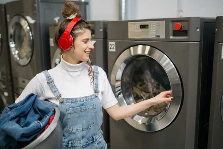 So Sánh Thiết Kế Máy Giặt và Máy Rửa Bát