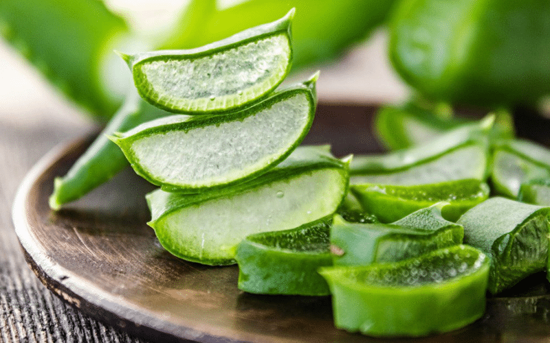 Bí Quyết Xóa Nếp Nhăn Trên Khuôn Mặt Hiệu Quả Tại Nhà 4 Mặt nạ nha đam