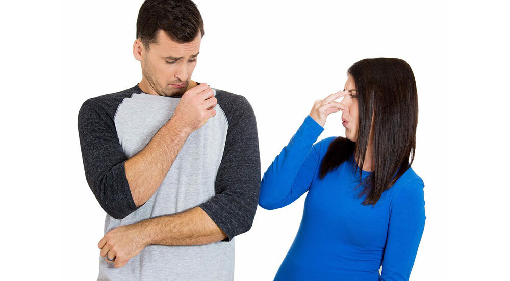 Mẹo Giúp Quần Áo Nhanh Khô Trong Những Ngày Mưa Lê Thê 1 Mặc quần áo ẩm làm giảm sự tự tin khi giao tiếp